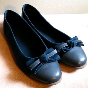 Clarks Leather/Suede Bow Flats